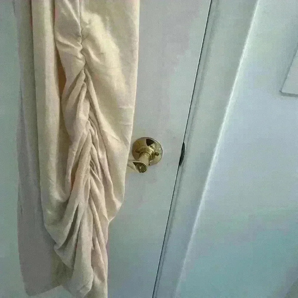 BTFBM Women's Cream Stretch Bodycon Dress Side Ruching Pullover Size Medium - Picture 2 of 6